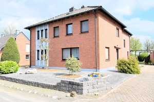 Zweifamilienhaus mit zwei Garagen auf großem Grundstück – Kleve (Kreis) – Vorschaubild 5
