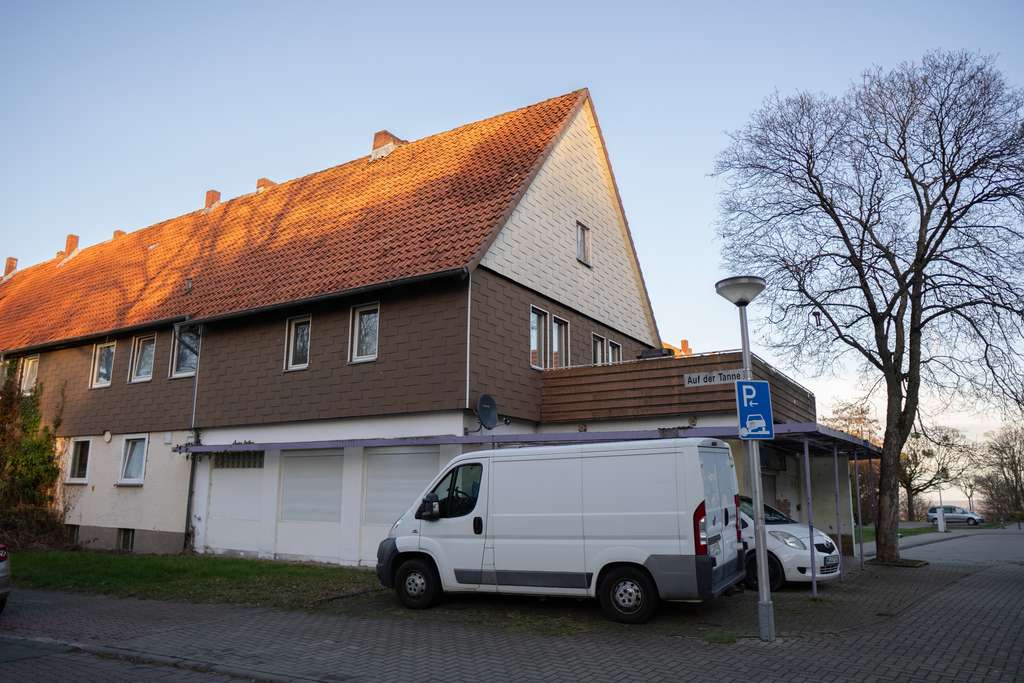 Immobilie in Salzgitter - Mehrfamilienhaus mit Gewerbeeinheit in Salzgitter- Gebhardshagen - Bild 4