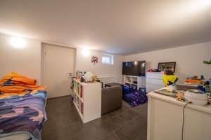 Vollständig renoviertes Reihenhaus mit großem Garten und Stellplatz – 65931 Zeilsheim, Frankfurt am Main – Vorschaubild 34