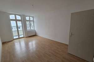 schöne große 3-Raum-Wohnung in Magdeburg-Stadtfeld zu vermieten – Schenkendorfstraße 11, 39108 Stadtfeld Ost, Magdeburg – Vorschaubild 1