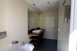 Exklusives Einfamilienhaus in Allach-Untermenzing  mit großen Garten und Pool und Einliegerwohnung – Blumenbachstraße 3, 80999 Untermenzing, München – Vorschaubild 22