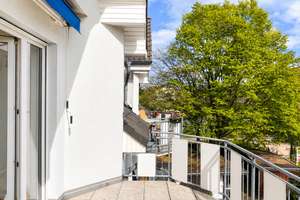 Helle Dachgeschosswohnung mit Südbalkon und Blick ins Grüne – Die vollständige Adresse der Immobilie erhältst du vom Anbieter., 30559 Anderten, Hannover – Vorschaubild 2