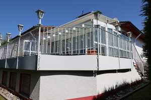 Suchen Sie ein großes Zuhause, zum Wohnen und Arbeiten  mit Wintergarten und Südterrasse? – Hof (Kreis) – Vorschaubild 4