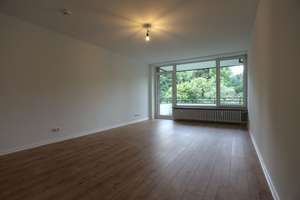 VOLLSTÄNDIG RENOVIERTE 3 ZIMMER WOHNUNG IN VENNHAUSEN MIT GROßEM BALKON UND NEUEM LAMINAT – Vennhauser Allee 186, 40627 Vennhausen, Düsseldorf – Vorschaubild 2