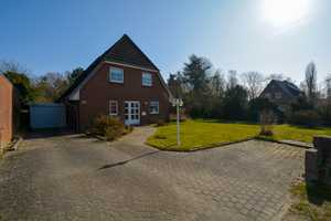 Einfamilienhaus mit großem Grundstück – Lübeck – Vorschaubild 3