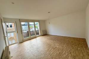 Erstbezug nach Sanierung - Tolle 3-Zi-Wohnung in zentraler Lage