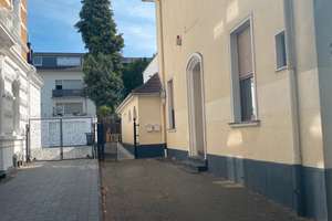 Charmantes Mehrfamilienhaus mit großem Garten und vielseitigem Nutzungspotenzial in Mönchengladbach – Die vollständige Adresse der Immobilie erhältst du vom Anbieter., 41189 Wickrath-Mitte, Mönchengladbach – Vorschaubild 4