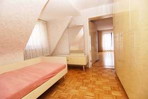 Zirndorf: Kleines Einfamilienhäuschen mit Doppelgarage auf ca. 720m² Grundstück mit Potential – Die vollständige Adresse der Immobilie erhältst du vom Anbieter., 90513 Zirndorf – Vorschaubild 16