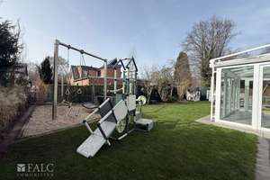 Wohnkomfort in begehrter Lage – Traumhaus in Klosterhardt-Süd – Die vollständige Adresse der Immobilie erhältst du vom Anbieter., 46119 Klosterhardt-Nord, Oberhausen – Vorschaubild 37