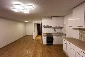Modernisierte Erdgeschosswohnung in Top Lage mit Garten und Einbauküche – Die vollständige Adresse der Immobilie erhältst du vom Anbieter., 70374 Sommerrain, Stuttgart – Vorschaubild 2