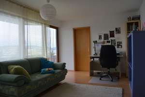 Helle 1-Zi-Whg. PF-Süd, Balkon mit Blick über PF, Nähe Hochschulen – Die vollständige Adresse der Immobilie erhältst du vom Anbieter., 75175 Südoststadt, Pforzheim – Vorschaubild 2