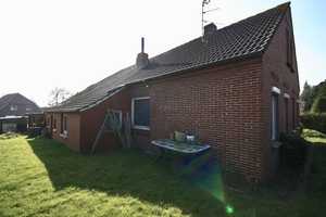 * Ruhige Lage * kein Durchgangsverkehr * Einbauküche * Scheune * Carport * überdachte Teerasse * – Leer (Kreis) – Vorschaubild 2