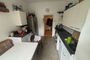 Schöne 3 ZKB Altbau - Wohnung in der Südstadt nahe HBF mit ca. 87qm, € 1.095,- +NK/HZ – Die vollständige Adresse der Immobilie erhältst du vom Anbieter., 76137 Südstadt, Karlsruhe – Vorschaubild 12