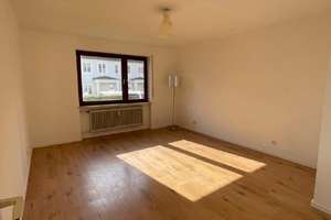 Sonnige Zweizimmerwohnung mit großem Balkon – Thelemannstr. 6, 81545 Harlaching, München – Vorschaubild 4
