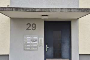 Schöne & gut geschnittene Dachgeschoss-Wohnung zu vermieten