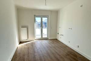 KFW 40 Haus! 3-Zimmer-Küche-Bad-Wohnung mit Südbalkon zum ruhigen Innenhof – frisch saniert – Richard-Wagner-Straße 37, 66111 St. Johann, Saarbrücken – Vorschaubild 4