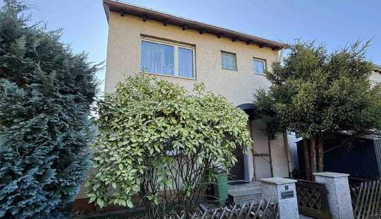 Bild von Top-Lage in der Mainzer Oberstadt:
Freistehendes, massiv gebautes Einfamilienhaus auf Erbpach