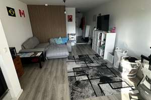 Zwischenmiete ab Nov bis Jan: Helle 1,5-Zimmer Wohnung im 4. OG mit Balkon in München-Obersendling – Die vollständige Adresse der Immobilie erhältst du vom Anbieter., 81369 Untersendling, München – Vorschaubild 9