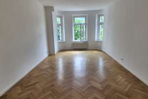 große 3,5 - Zimmerwohnung