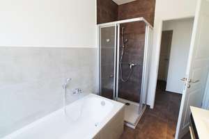 4-Raum Wohnung  - Maisonette mit 2 Balkone, Tageslichtbad (Du+Badewanne), Stellplatz uvm...! – Hafenstr. 15a, 39106 Alte Neustadt, Magdeburg – Vorschaubild 11