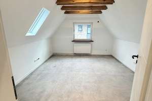 Elbvororte: Haus mit 30 m² Terrasse & Garten – Kamillenweg 12, 22549 Osdorf, Hamburg – Vorschaubild 3