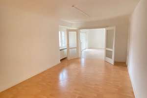 Großzügige 3 ZKB Wohnung mit Balkon nahe des Saarbrücker Staden