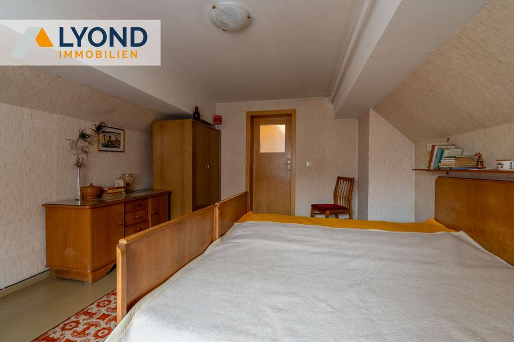 Immobilie in Schwarzatal - !! PREISSENKUNG!! Großes Ein- bis Zweifamilienhaus in ruhiger Lage des Thüringer Waldes - Bild 0