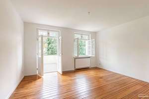Charmantes Einfamilienhaus in Grunewald: 6 Zimmer, großer Garten und Garage direkt am Roseneck – 14193 Grunewald, Berlin – Vorschaubild 11