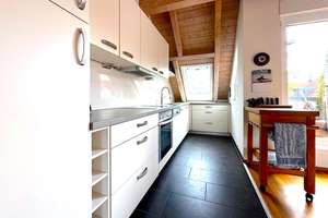 Helle und freundliche Dachgeschosswohnung mit Terrasse – Riegerhofstr. 15, 80686 Sankt Ulrich, München – Vorschaubild 9
