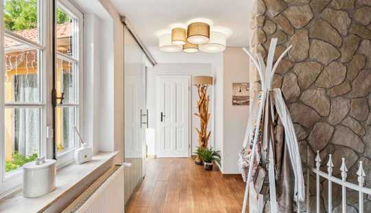 Bild von Luxuriös ausgestattetes Fachwerkhaus mit Gartenoase und Spa-Bereich in Königslutter