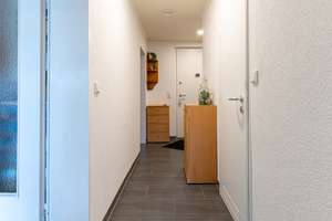 Geräumige Maisonettewohnung mit Loft-Charakter und zwei Balkonen – Die vollständige Adresse der Immobilie erhältst du vom Anbieter., 30627 Groß-Buchholz, Hannover – Vorschaubild 2