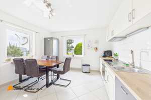 Wohnen & Wohlfühlen: Einfamilienhaus mit Einliegerwohnung, Garage & Sauna in Waldbröl – Oberbergischer Kreis – Vorschaubild 8