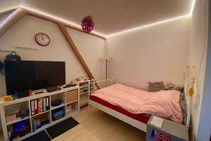 Kleine, ruhige Wohnung mitten in der Innenstadt – Wiesbaden – Vorschaubild 2