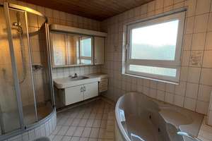 Gepflegtes Einfamilienhaus mit Einliegerwohnung in schöner Lage in S-Süd Kaltental - leerstehend. – Die vollständige Adresse der Immobilie erhältst du vom Anbieter., 70569 Kaltental, Stuttgart – Vorschaubild 12