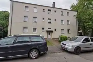 Helle 3-Zimmer-Wohnung wartet auf Mieter! – Stratmannshof 2, 45883 Gelsenkirchen – Vorschaubild 1
