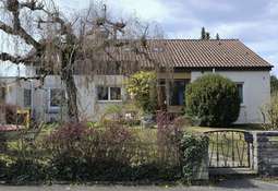 Haus Vorderansicht