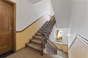Friedrichshain: 3-Zimmer-Altbauwohnung zzgl. Essküche, Balkon, Fernwärme, Stuck, Parkett, ruhige Lag – Warschauer Straße 61, 10243 Friedrichshain, Berlin – Vorschaubild 18