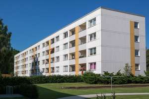 Ihr Rückzugsort im Grünen – 3 Zimmer mit sonniger Loggia – Theodor-Heuss-Str. 42, 38444 Detmerode, Wolfsburg – Vorschaubild 2