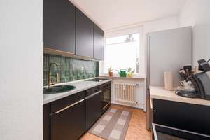 Gut vermietete 2-Zimmer-Wohnung mit Loggia in beliebter Wohnlage