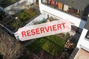 SCHÖNER WOHNEN IN POPPENBÜTTEL / HAUS IN HAUS - 4 Zi.-ETW mit 116m² und eigenem Garten