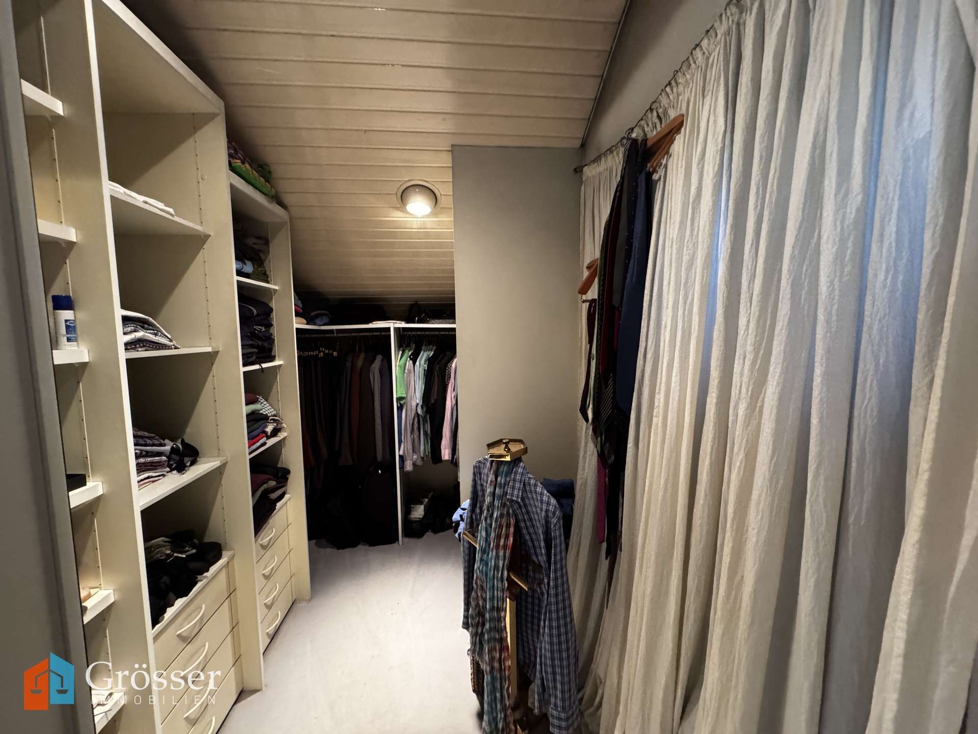 Immobilie in Keltern - repräsentatives Haus mit großem Garten - Bild 0