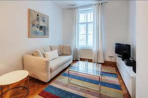 Möbliert: Schöne Altbauwohnung im denkmalgeschützten Gebäude – Die vollständige Adresse der Immobilie erhältst du vom Anbieter., 80637 Dom Pedro, München – Vorschaubild 2