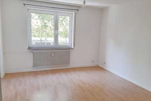 Frisch renoviert! - Sehr schöne, helle 2 Zi- Wohnung mit EBK und Balkon in Mainz - Kastel