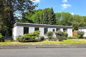 Bungalow mit unverbaubarem Grünblick & großem Grundstück – Die vollständige Adresse der Immobilie erhältst du vom Anbieter., 51377 Steinbüchel, Leverkusen – Vorschaubild 2