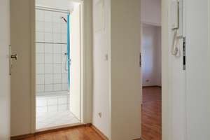 Mit Video: Single-Wohnung mit Duschbad und Mini-Küche – Otto-Richter-Straße 6 b, 39116 Sudenburg, Magdeburg – Vorschaubild 2