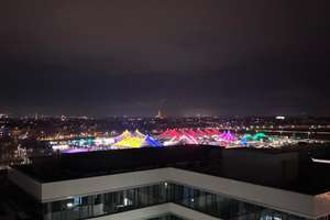 Panoramablick über die Theresienwiese: Helles 1-Zimmer-Apartment mit TG-Stellplatz – Theresienhöhe 6a, 80339 Schwanthalerhöhe (Ortsteil), München – Vorschaubild 2