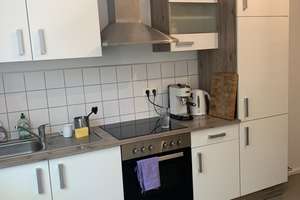 Sehr helle 1,5 Zimmerwohnung mit großer Wohnküche in stilvollem Altbau! – 68159 Innenstadt/Jungbusch, Mannheim – Vorschaubild 3