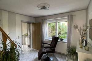 Ihr neues Zuhause: Freistehendes Einfamilienhaus mit großzügigem Garten in ruhiger Lage – Die vollständige Adresse der Immobilie erhältst du vom Anbieter., 4668 Grimma – Vorschaubild 3