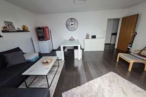 * Großzügig Wohnen * lichtdurchflutete 2 Zimmer-DG-Wohnung in bevorzugter Wohnlage * – Kurlandstraße 11, 90453 Katzwang, Reichelsdorf Ost, Reichelsdorfer Keller, Nürnberg – Vorschaubild 8
