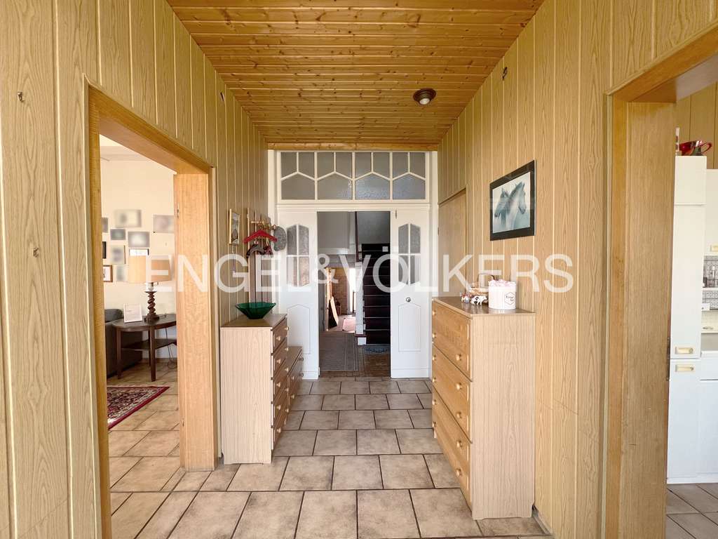 Immobilie in Werne - Stadtvilla mit Charakter – stilvolles Wohnen mit großzügigem Raumgefühl - Bild 2